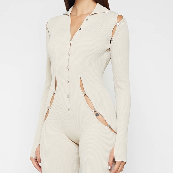 Knitted Cut Out Playsuit - Beige / Brand: Manière De Voir / Romper Jumpsuit - Picture 3 of 8